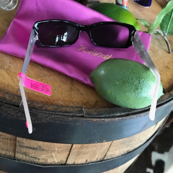 BETSEY JOHNSON Raven Lace UV Sunglasses 4 main image 5